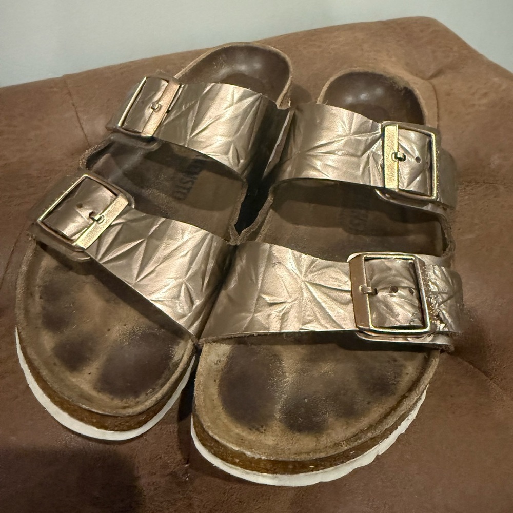 Bronze/Gold Arizona sandals
